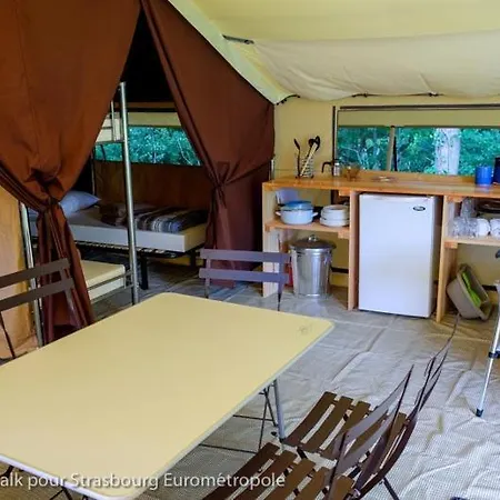 Huttopia Oleron Les Chenes Verts مكان تخييم Dolus d'Oléron